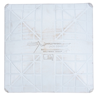 2014 New York Yankees & Boston Red Sox Game Used 3rd Base From Derek Jeters Final Career Game (MLB Authenticated & Fanatics)